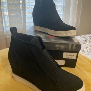 Women's Black Wedge Sneakers